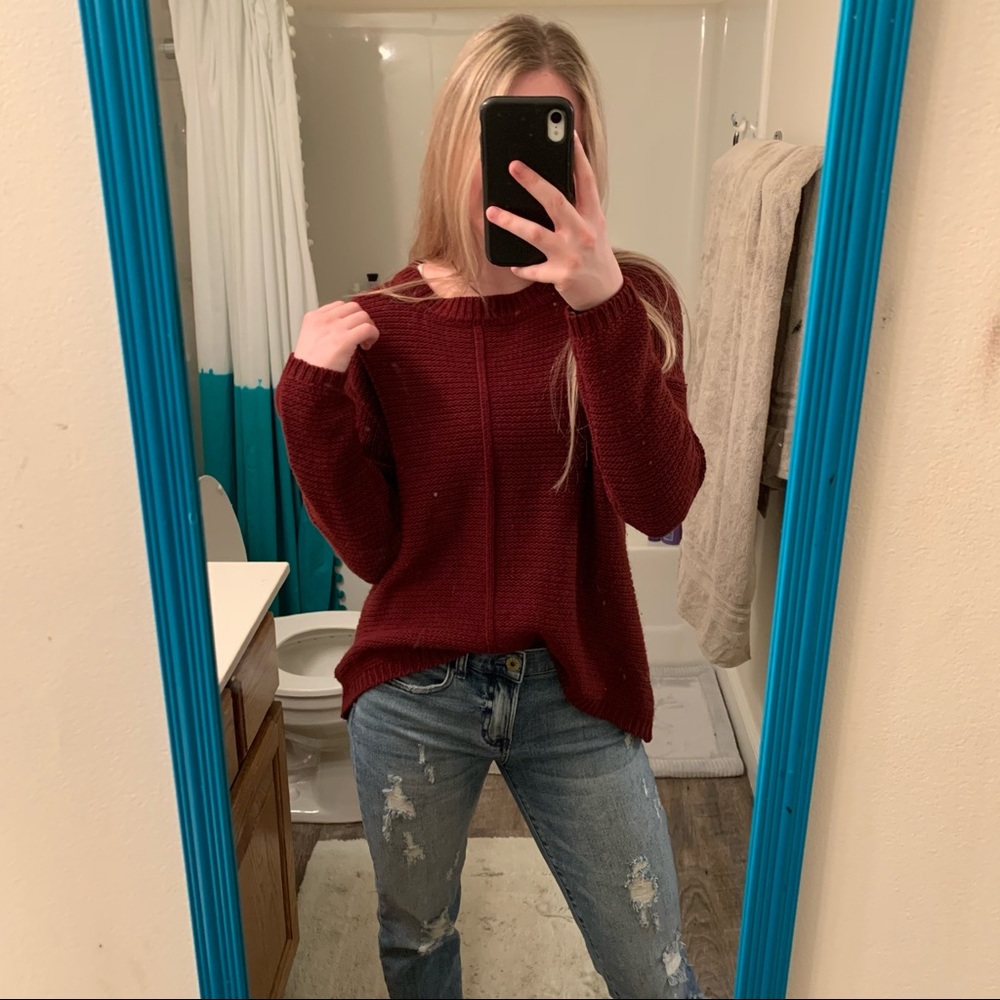 maroon sweater